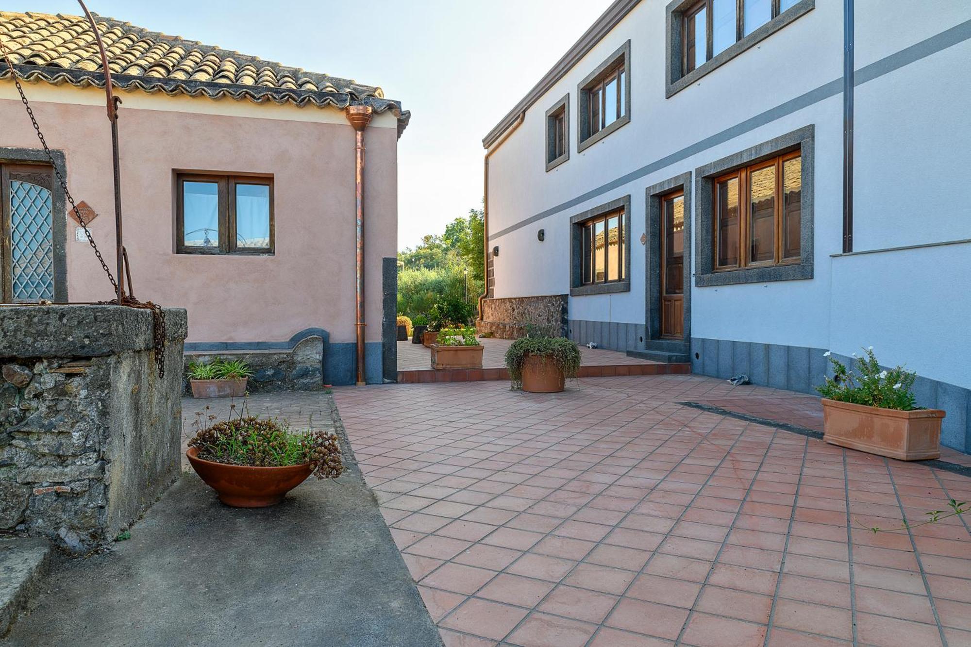 La Pietra Antica O' Munti Villa Mascali Exterior foto