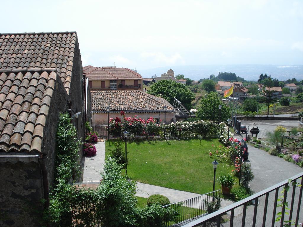 La Pietra Antica O' Munti Villa Mascali Exterior foto